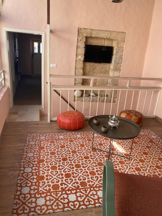 Dar Camelia Bed & Breakfast Tyre Exterior photo