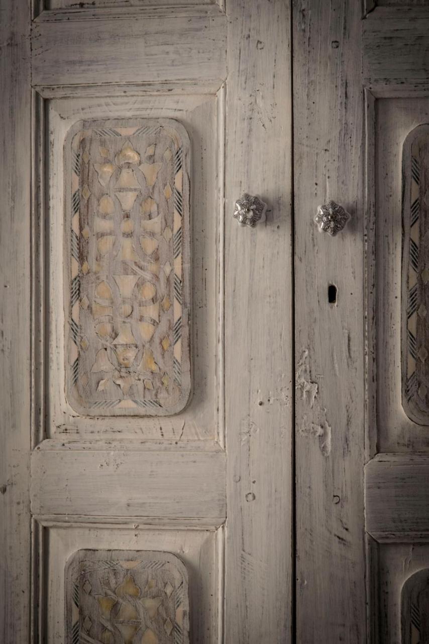 Dar Camelia Bed & Breakfast Tyre Exterior photo